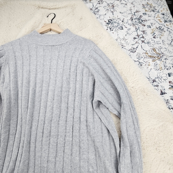 Torrid Vegan Cashmere Turtleneck Tunic Sweater Heather Gray 2 BNWT - Picture 3 of 7